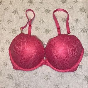 VS | Bra
